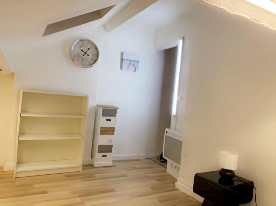 Coquet Appartement 2 Pieces 阿尔福维尔 外观 照片